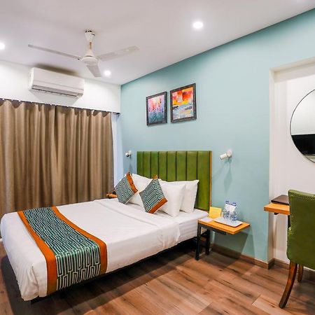 โอโย ทาวน์เฮาส์ 058 Jb นคร แอนเดอรี อีสต์ Hotel มุมไบ ภายนอก รูปภาพ